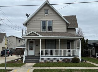 200 W Chestnut St, Burlington, WI 53105