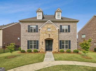2240 Nancy Creek Dr, Chamblee, GA 30341