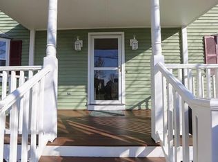 56 S New St, Haverhill, MA 01835