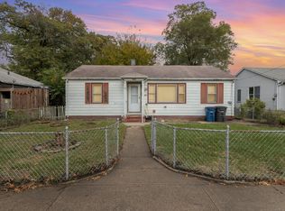 4244 Park Ave, Lake Station, IN 46405