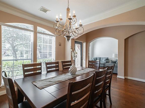 5th image of 95 S French Oaks Cir