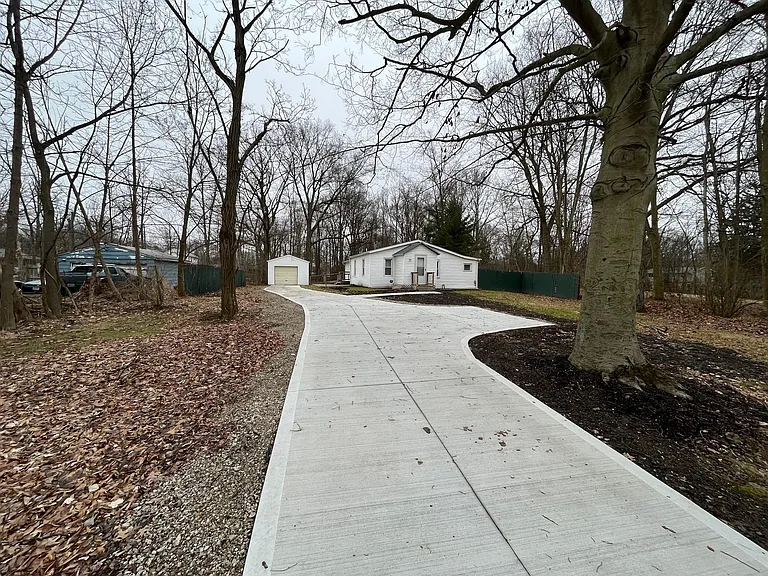 4073 Stow Rd — Photo 11