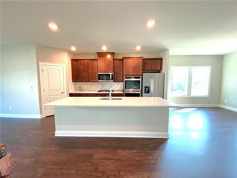 912 Sweetwater Grv — Photo 10