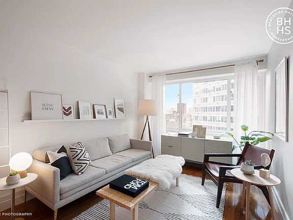 2nd image of 400 E 54th St APT 26G