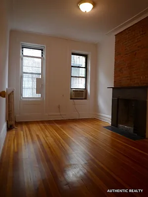 Rented by Authentic Realty | media 18