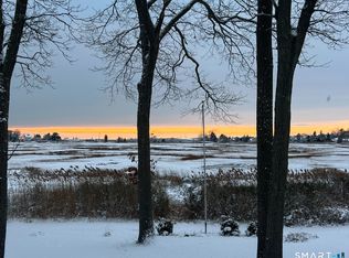 33 Briarwood Drive, Old Saybrook, CT 06475