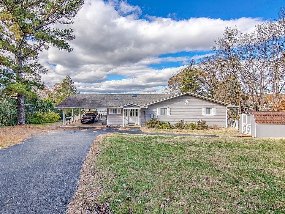 1st image of 125 Gross Point Dr