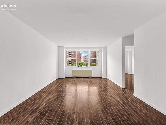 2nd image of 360 W 22nd St APT 9K
