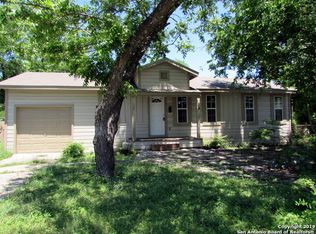 105 W Mariposa Dr, San Antonio, TX 78212