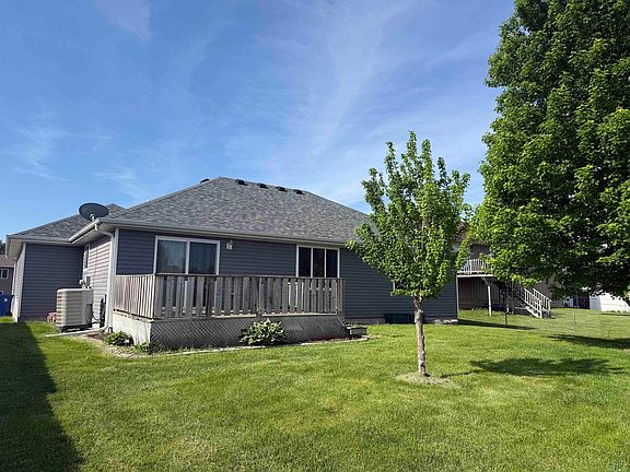 4th image of 1928 Missouri View Ln