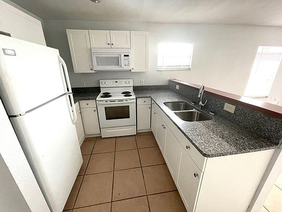5th image of 312 10th Avenue Dr W #312