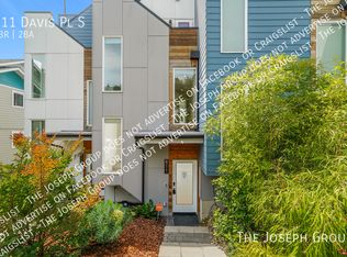 811 Davis Pl S, Seattle, WA 98144