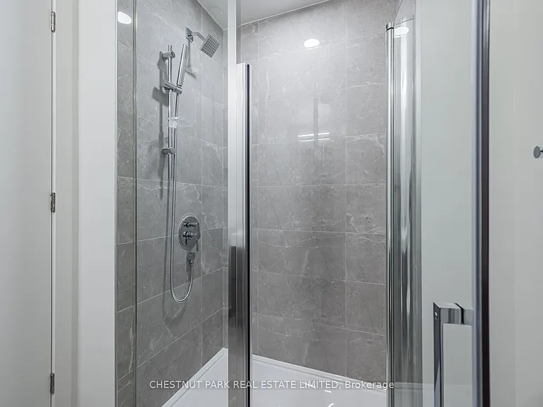 9 Tecumseth St #107 — Photo 5
