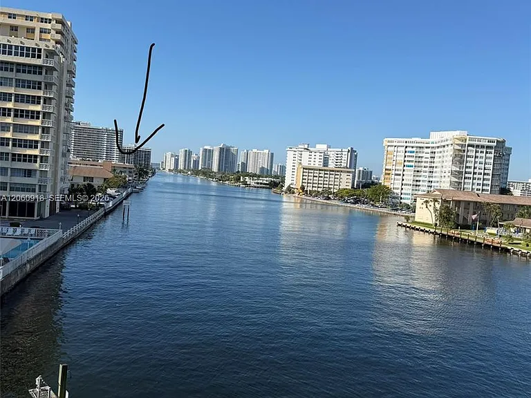2001 S Ocean Dr #13 — Photo 4