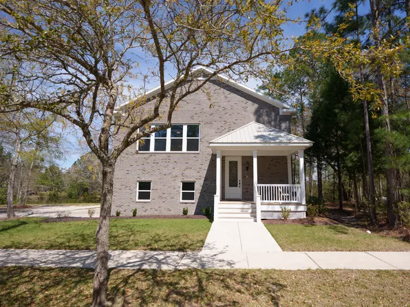 60 Madison Dr, Georgetown, SC 29440