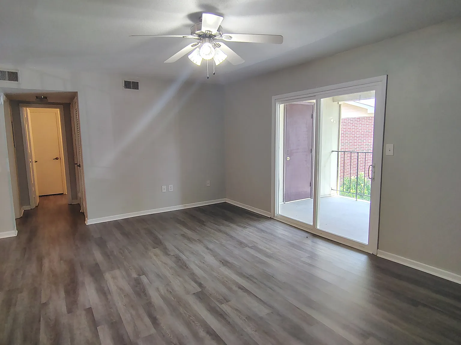 1100 Skyland Drive #O4 - 1 — Photo 2