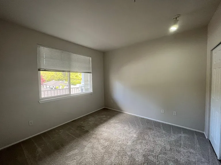 12712 Admiralty Way #A203 — Photo 7