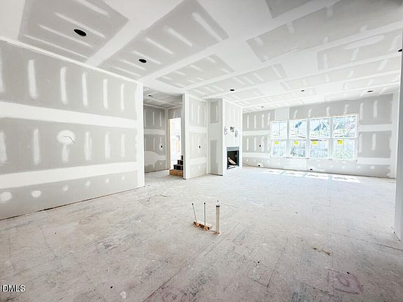 2nd image of 202 Dennis Ave