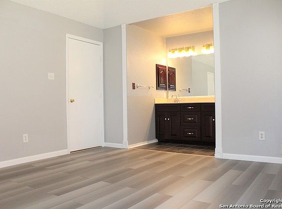 3rd image of 6446 Village Park