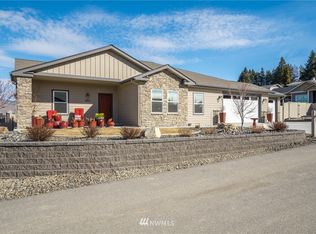 455 Hemlock Ct, East Wenatchee, WA