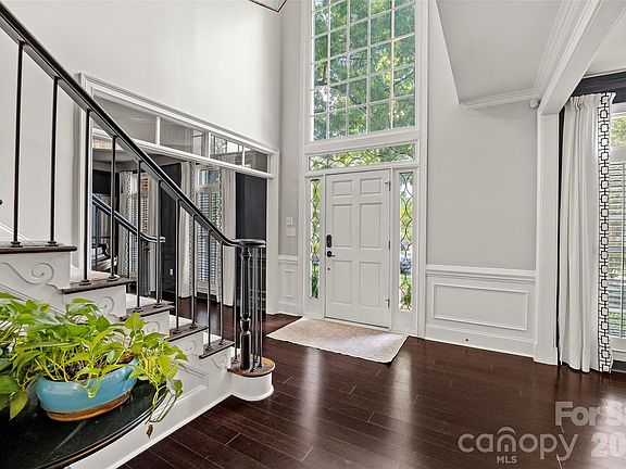 5th image of 4533 Noras Path Rd