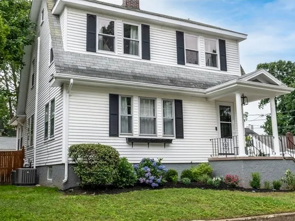 29 Maitland St, Milton, MA 02186