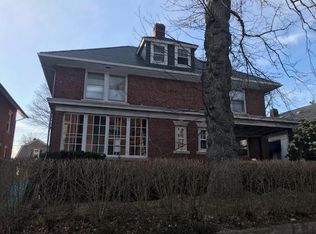 504 Broadway, Newport, RI 02840