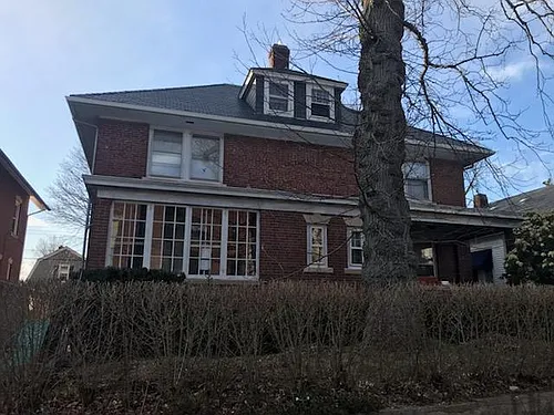 504 Broadway St Photo 1