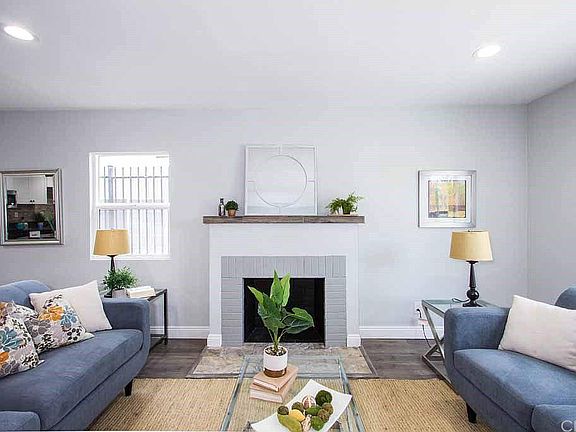 3rd image of 7758 Tujunga Ave