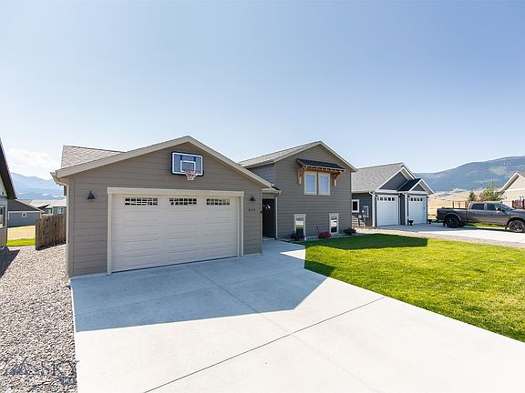 2nd image of 804 Gibson Cir