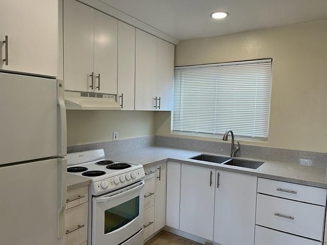 Kitchen with new cabinets