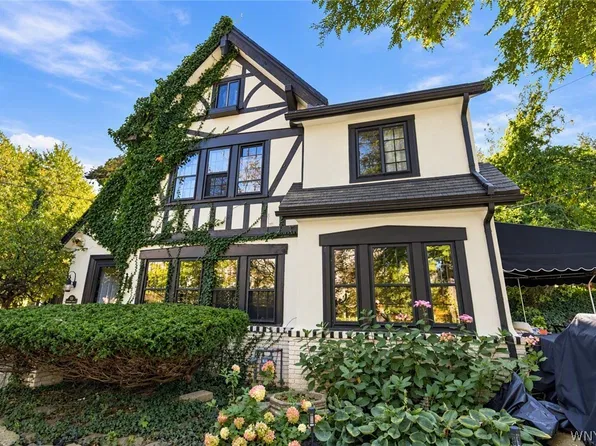 132 Cleveland Ave, Buffalo, NY 14222