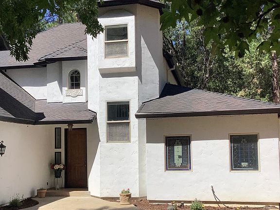 3rd image of 7890 Ponderosa Way