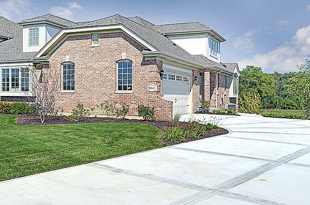 1st image of 14641 S Clover Ln