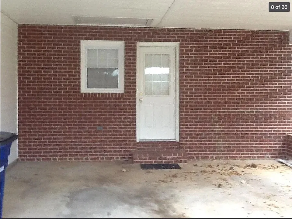 3 bed, 2000 sqft, $1,870 — Photo 4