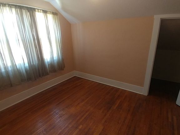 2nd image of 2619 Jennings St