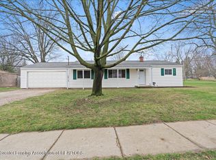 332 N Rogers St, Mason, MI 48854