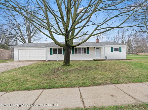 332 N Rogers St, Mason, MI 48854