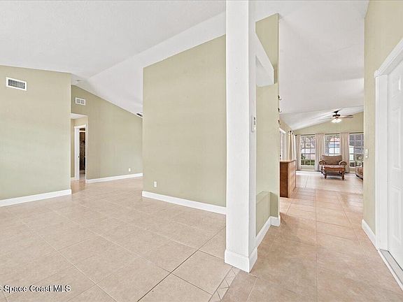 2nd image of 813 Emerald Way