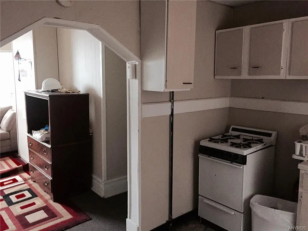 2 bed, 900 sqft, $975 — Photo 3
