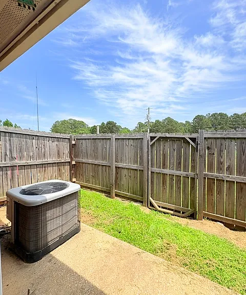 7770 County Road 2193 — Photo 7