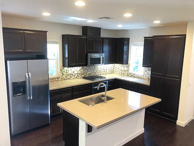 Modern Kitchen Space
