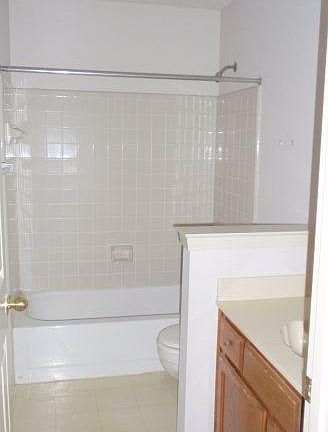 4th image of 1549 Wind River Cir W