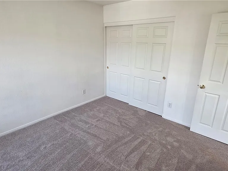 3358 Hillside Garden Dr — Photo 38