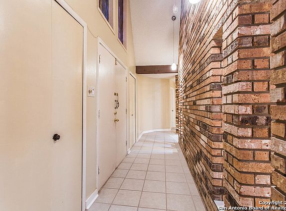 3rd image of 5403 King Richard St