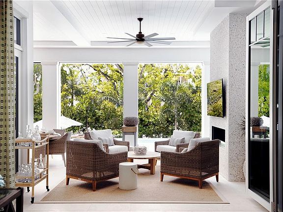 5th image of 110 Gulf Shore Blvd N
