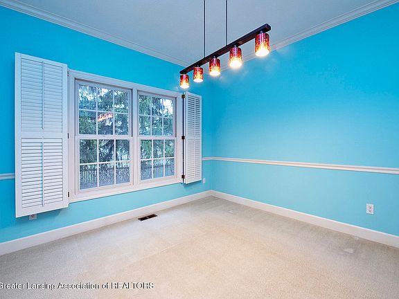 5th image of 5490 Martinique Cir