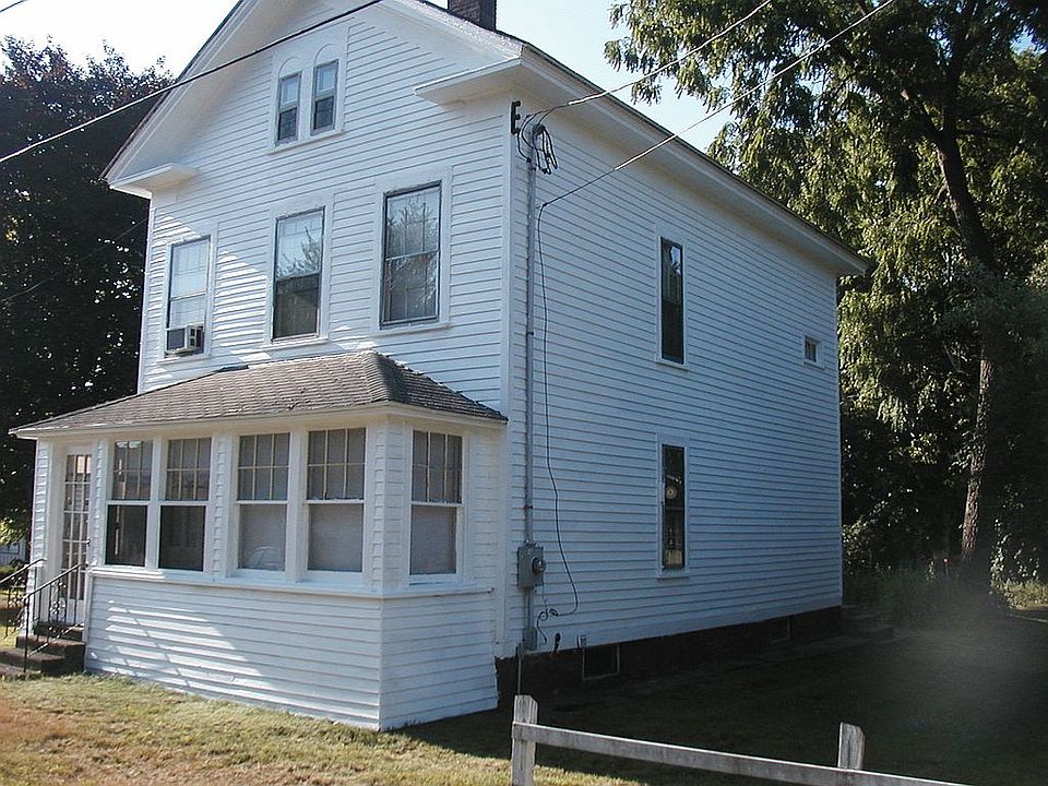 1st image of 26 Eaton St