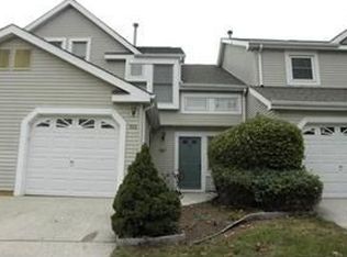 245 Rooney Ct, East Brunswick, NJ 08816