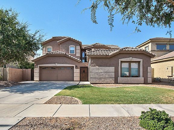 2nd image of 461 W Flamingo Dr